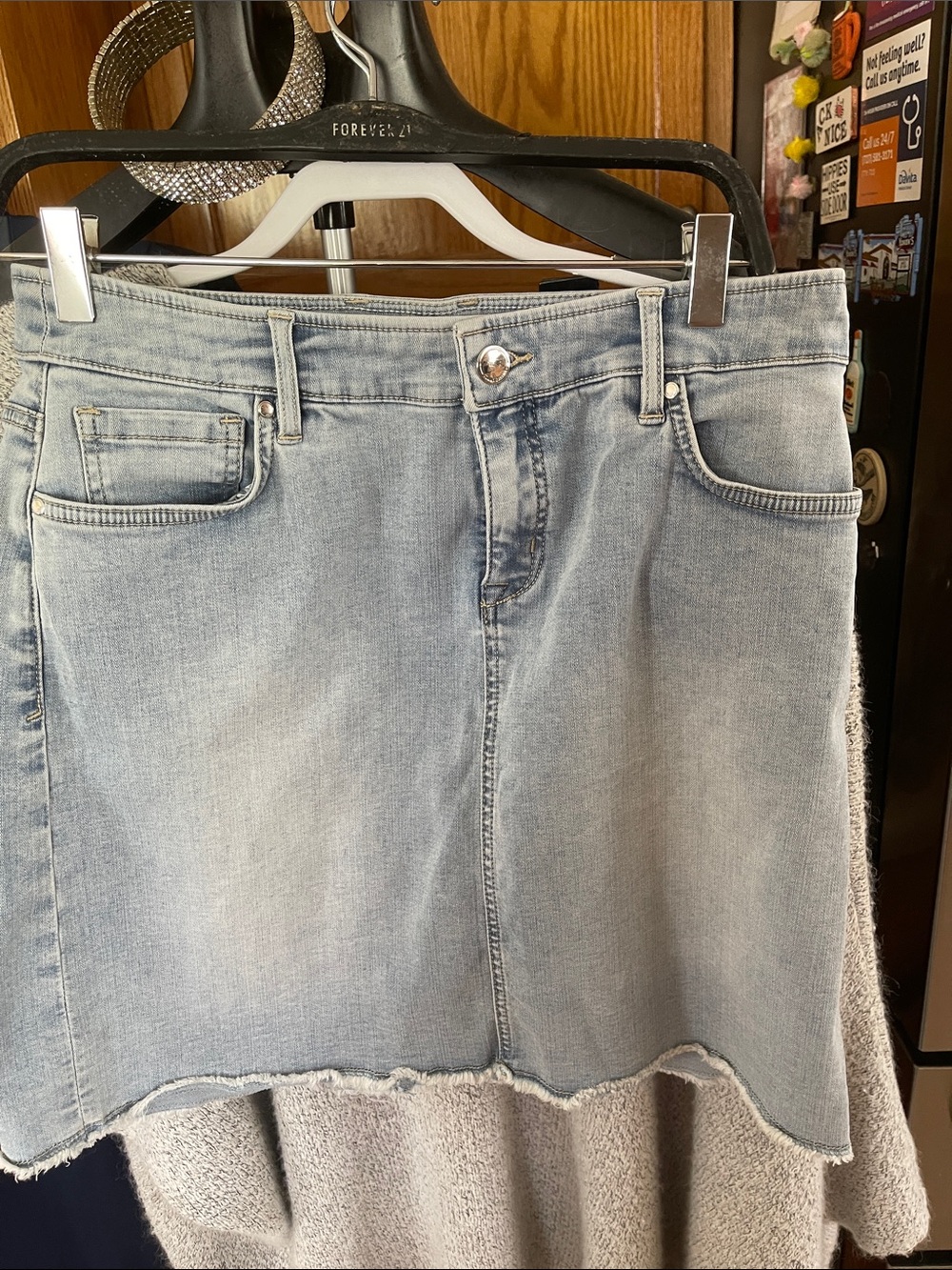 Tommy Bahama Indigo Denim Raw-Edge Short Pencil Skirt size 8